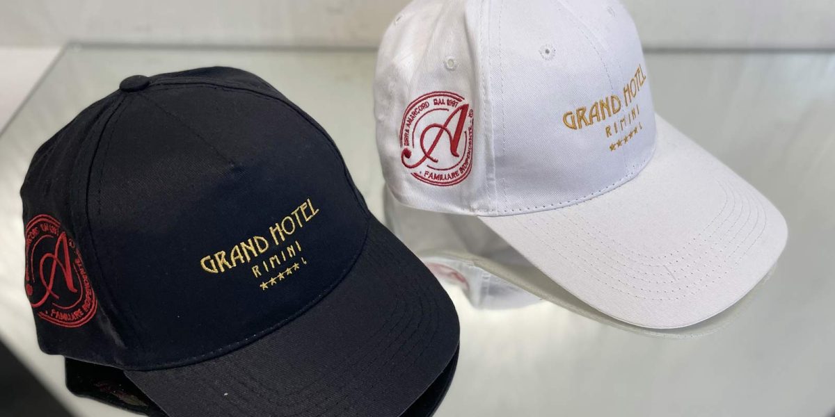 GRAND-HOTEL-creazione-gadget-con-logo-brand-merchanding-BE-MARKET-rimini